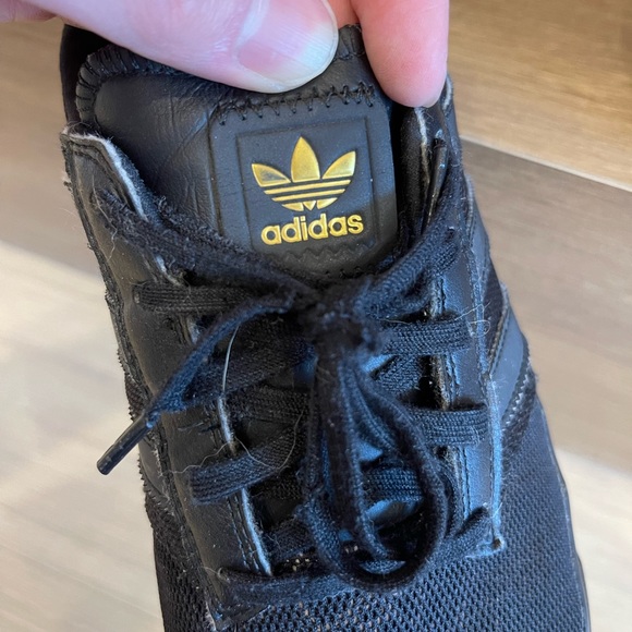 Adidas reflective shoes - Picture 9 of 12